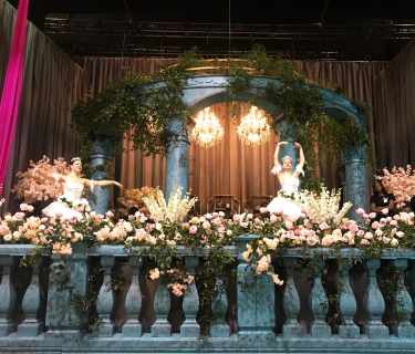 Greek-Columns-foam-stage-decorations